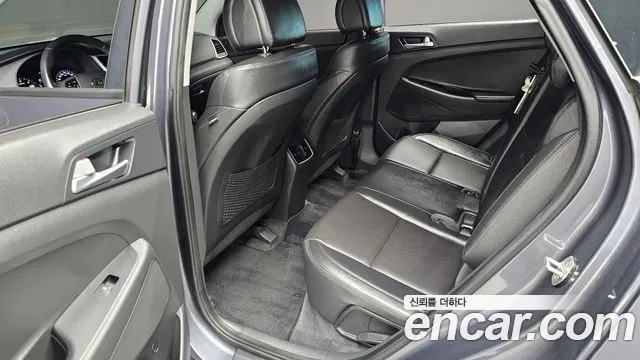 Hyundai Tucson — фото 12