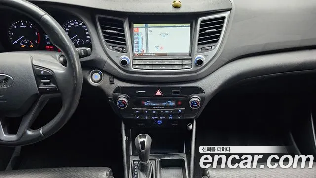Hyundai Tucson — фото 16