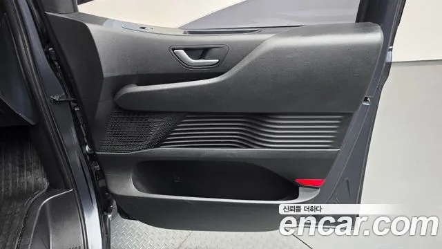 Hyundai Staria — фото 25