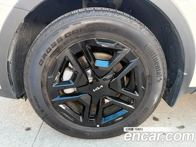 Kia Sorento — фото 12