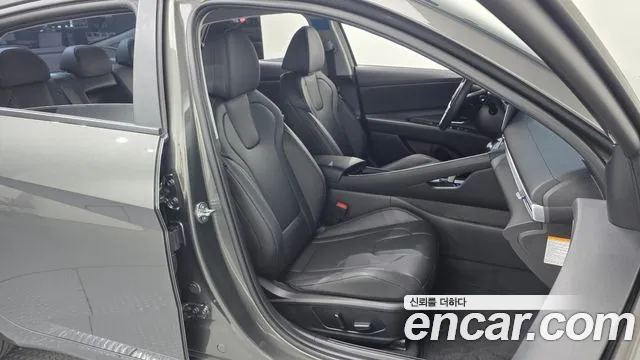 Hyundai Avante — фото 26