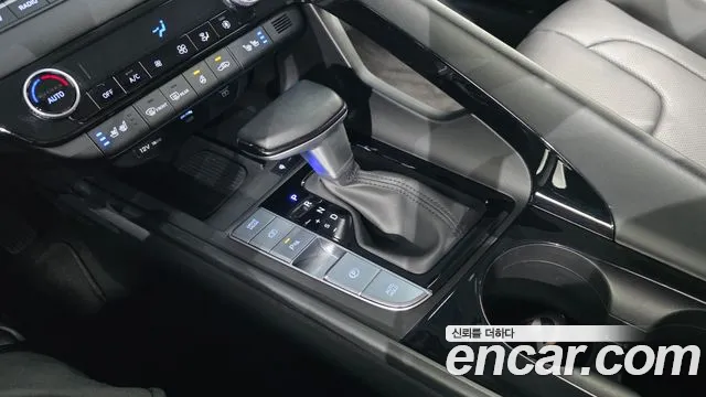 Hyundai Avante — фото 9