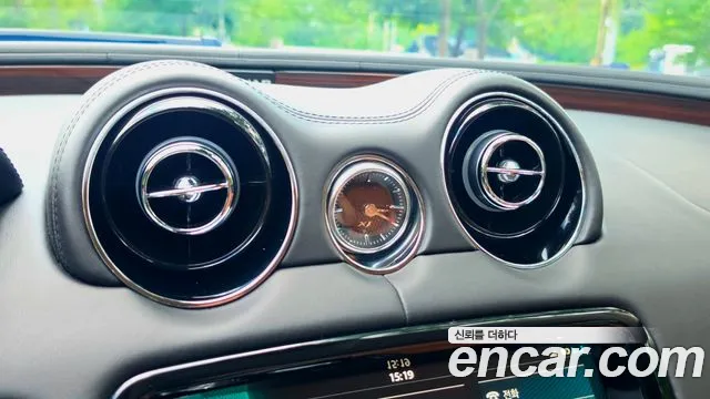 Jaguar XJ — фото 13