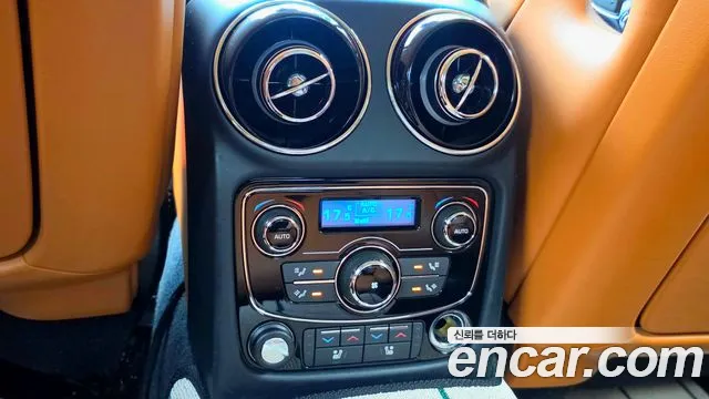 Jaguar XJ — фото 18