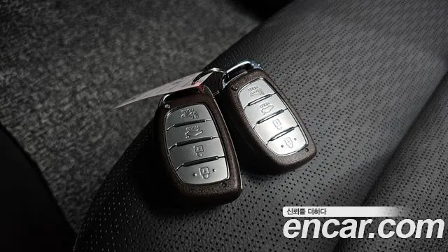 Hyundai Avante — фото 15