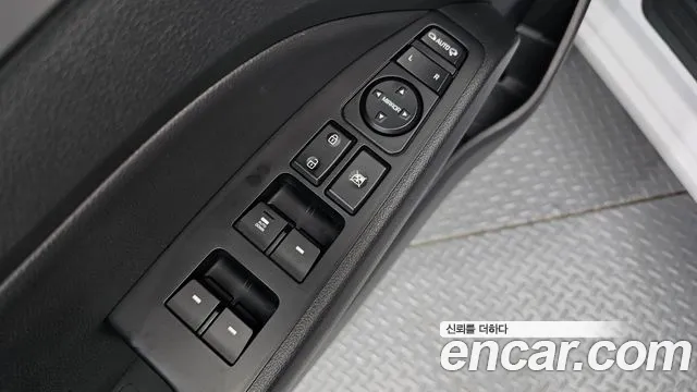 Hyundai Avante — фото 19