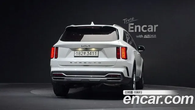 Kia Sorento — фото 4