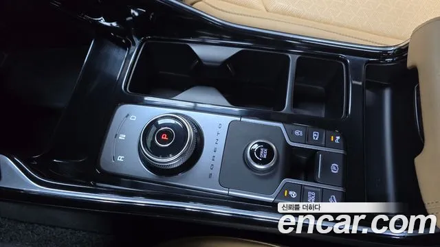 Kia Sorento — фото 9