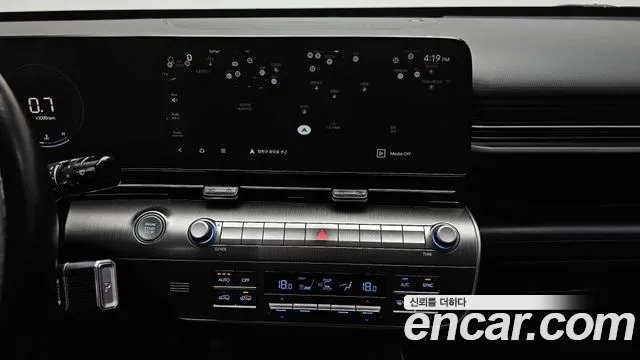 Hyundai Kona — фото 14