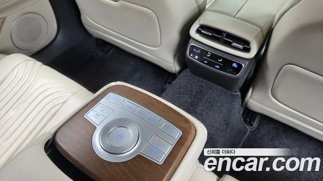Genesis G80 — фото 19
