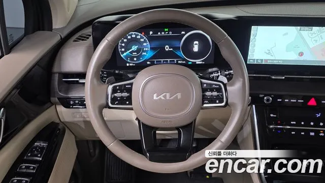 Kia Carnival — фото 13