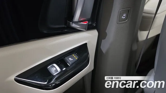 Kia Carnival — фото 20