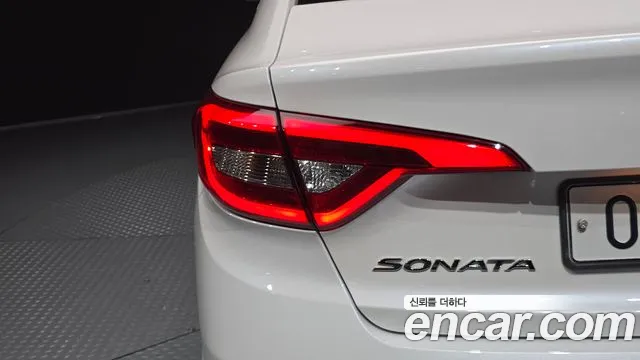 Hyundai Sonata — фото 23