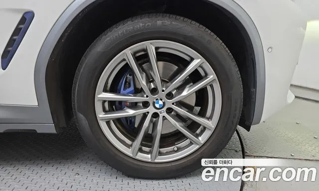 BMW X4 — фото 21