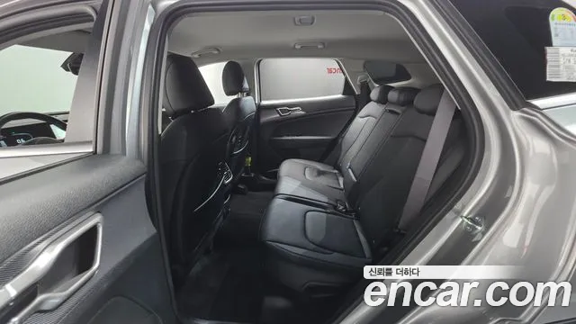 Kia Sportage — фото 16