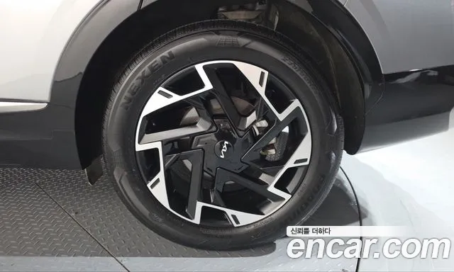 Kia Sportage — фото 21
