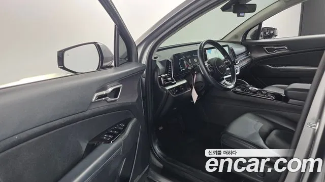Kia Sportage — фото 10