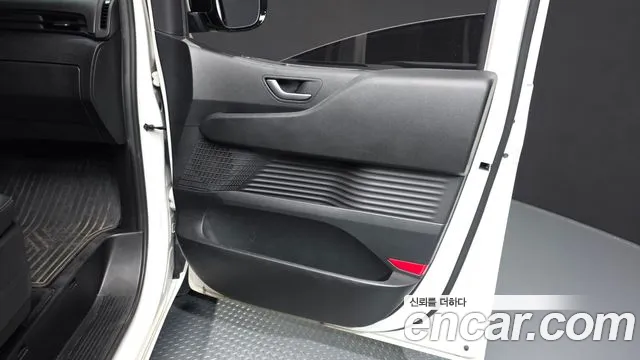 Hyundai Staria — фото 25