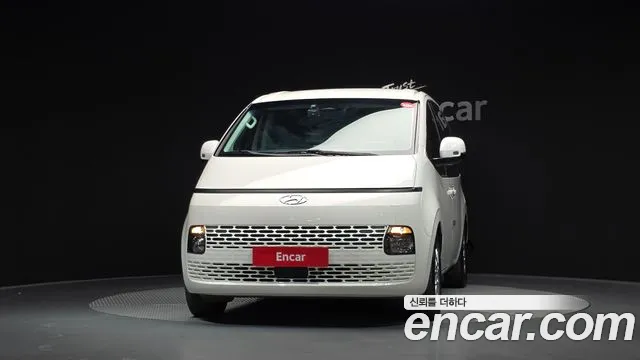 Hyundai Staria — фото 3