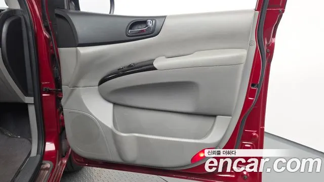 Kia Carnival — фото 25