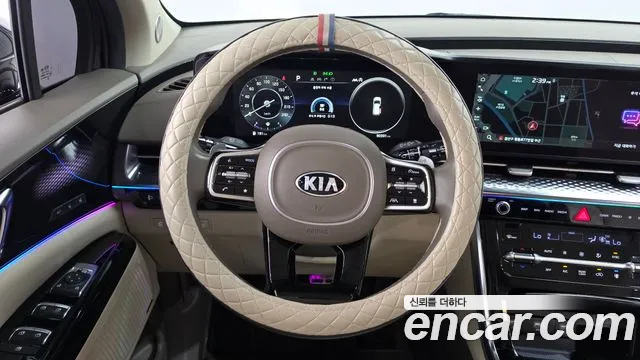 Kia Carnival — фото 13