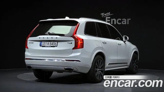 Volvo XC90 — фото 1
