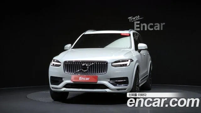 Volvo XC90 — фото 2