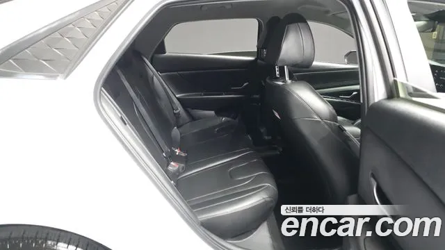 Hyundai Avante — фото 12