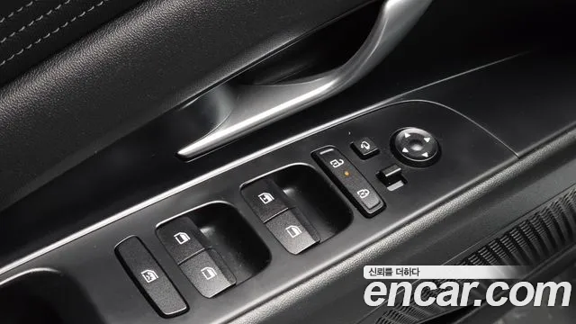 Hyundai Avante — фото 19