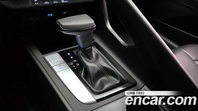 Hyundai Avante — фото 9