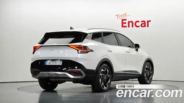 Kia Sportage — фото 1