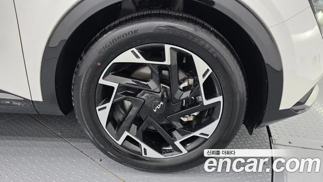 Kia Sportage — фото 20