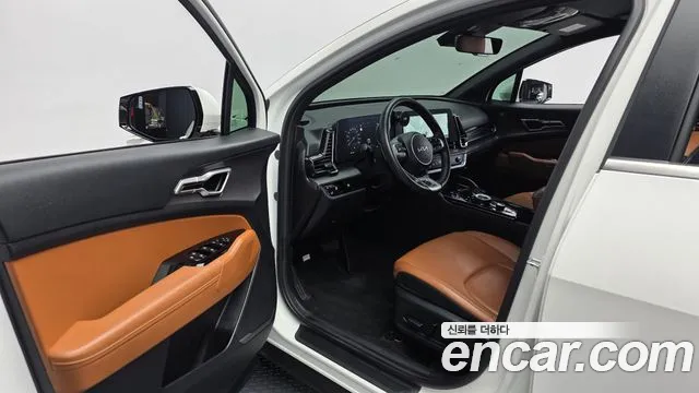 Kia Sportage — фото 9