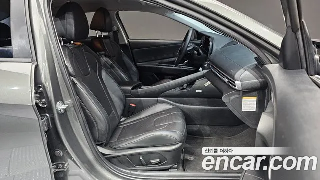 Hyundai Avante — фото 17