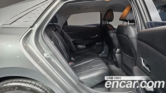 Hyundai Avante — фото 21