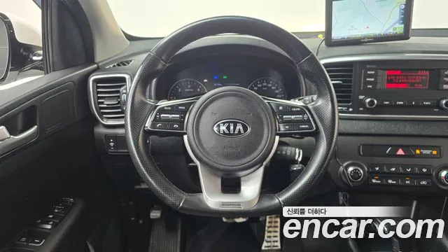 Kia Sportage — фото 11