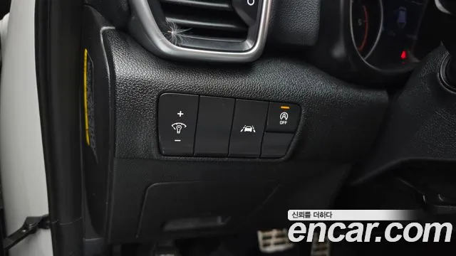 Kia Sportage — фото 15
