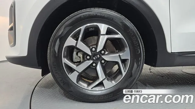Kia Sportage — фото 4
