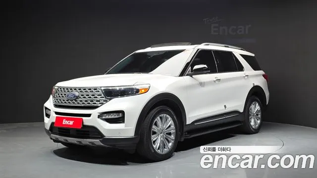 Ford Explorer — фото 1