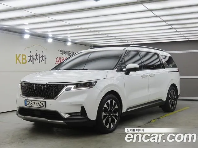 Kia Carnival — фото 1