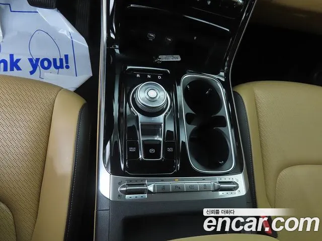 Kia Carnival — фото 11