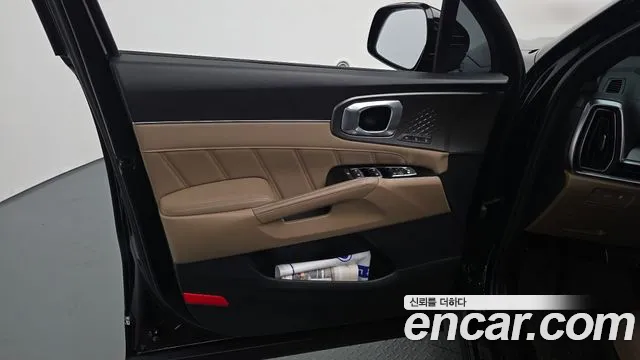Kia Sorento — фото 24