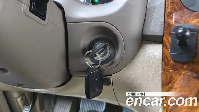 Kia Carnival — фото 17