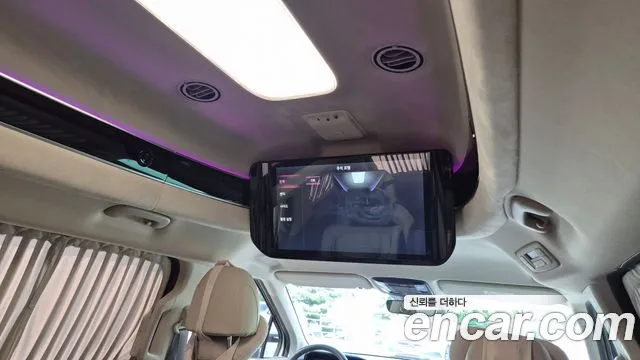 Kia Carnival — фото 15