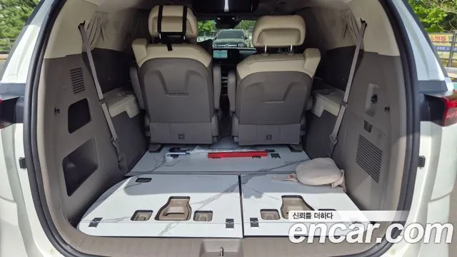 Kia Carnival — фото 20