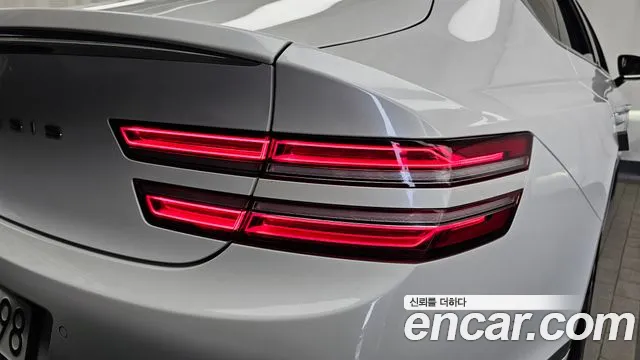 Genesis G80 — фото 23