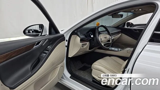 Genesis G80 — фото 10