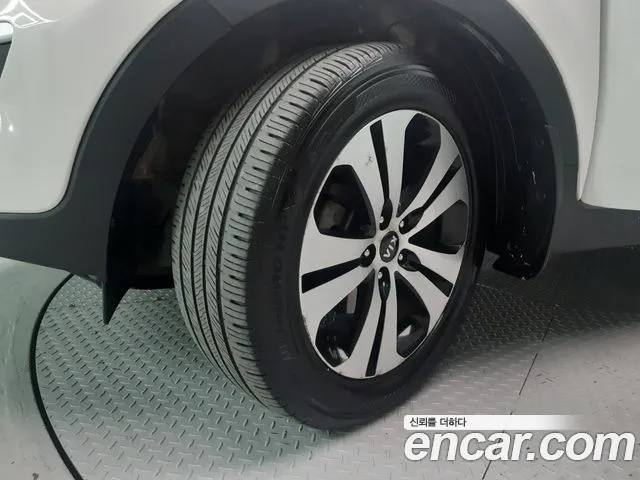 Kia Sportage — фото 5