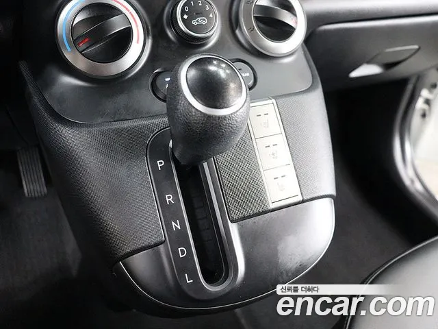 Hyundai Casper — фото 9