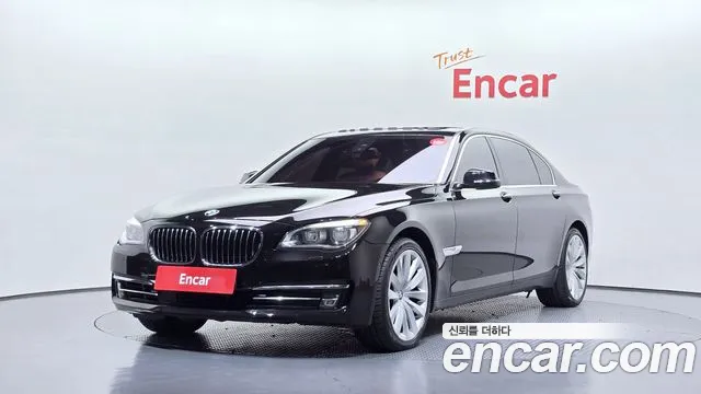 BMW 7-Series — фото 1
